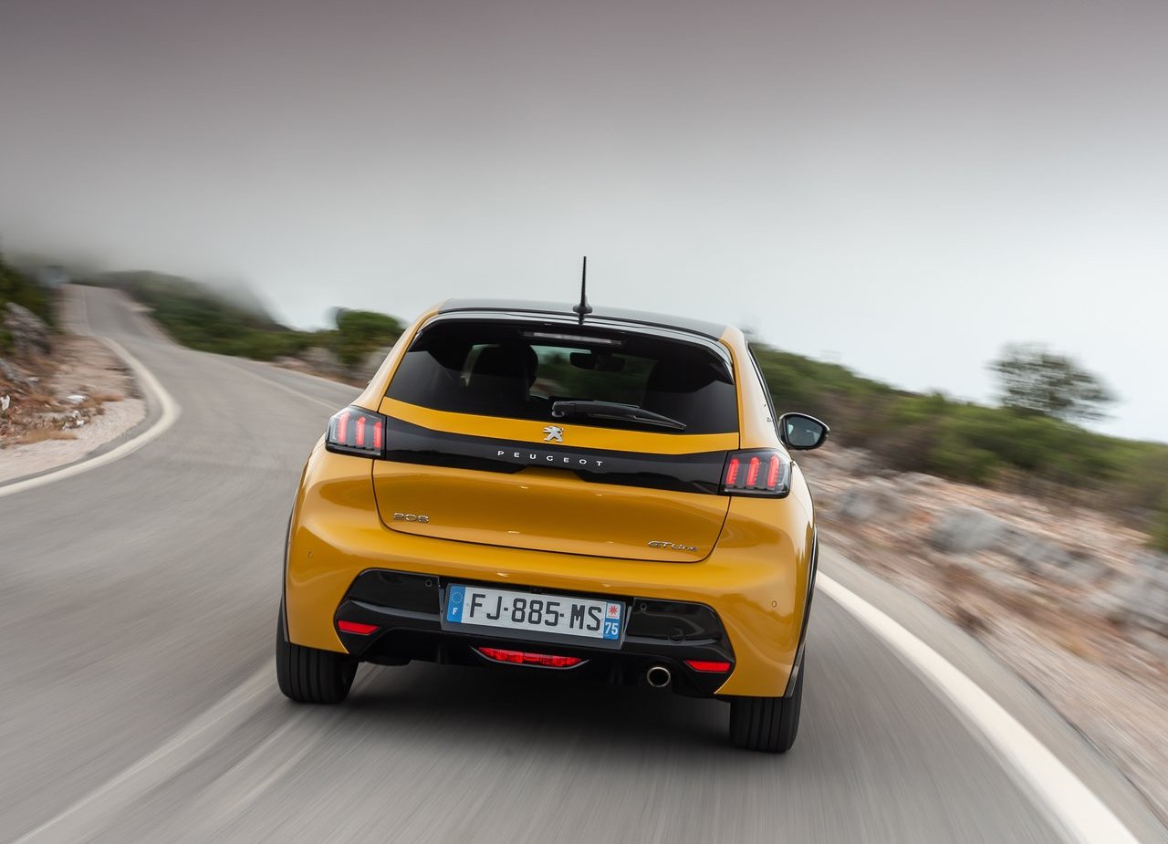 PEUGEOT 208, foto 125