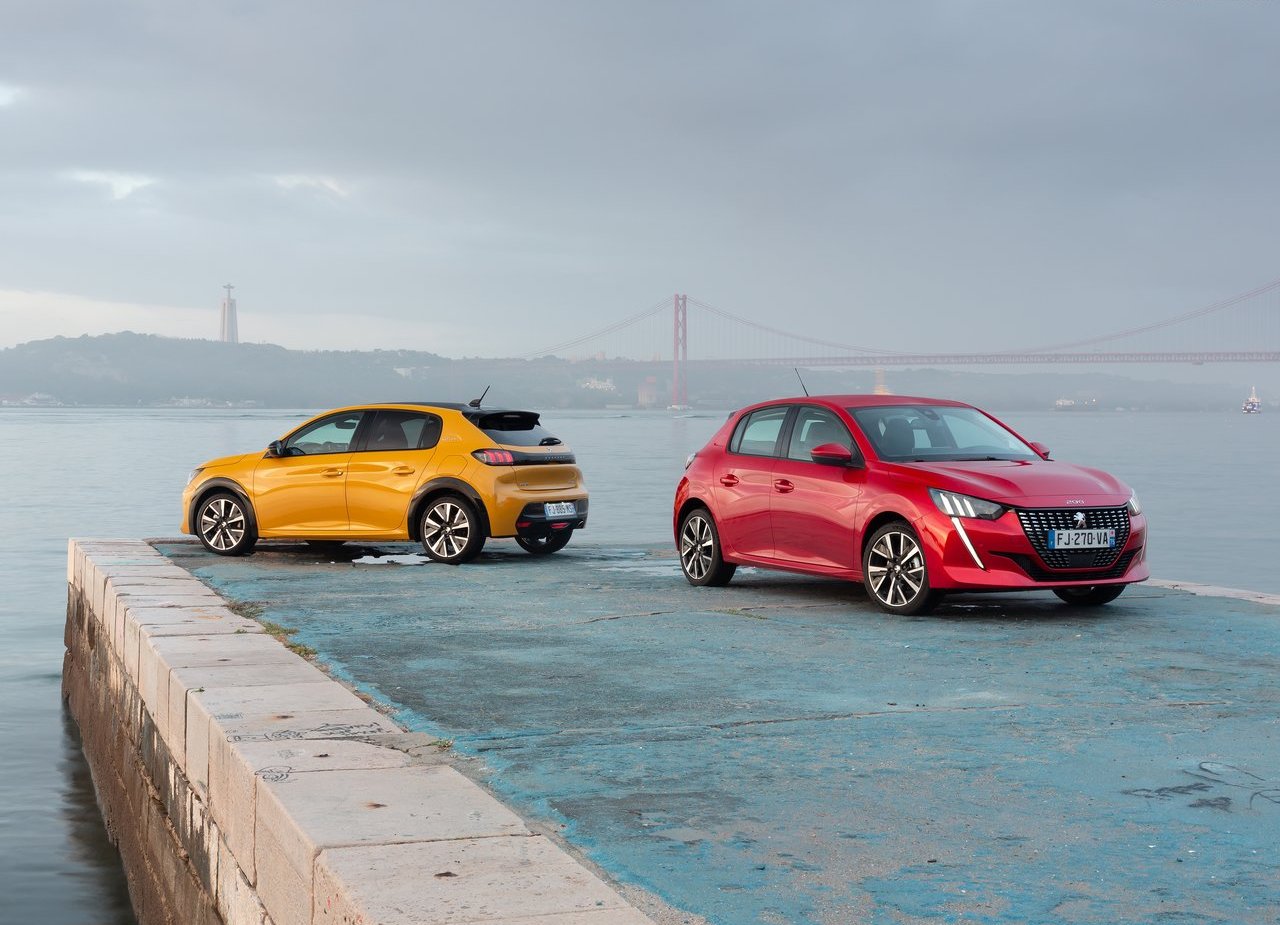 PEUGEOT 208, foto 127