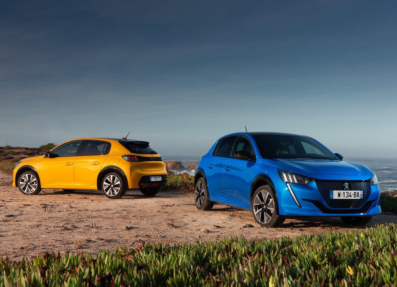 PEUGEOT 208, foto 128