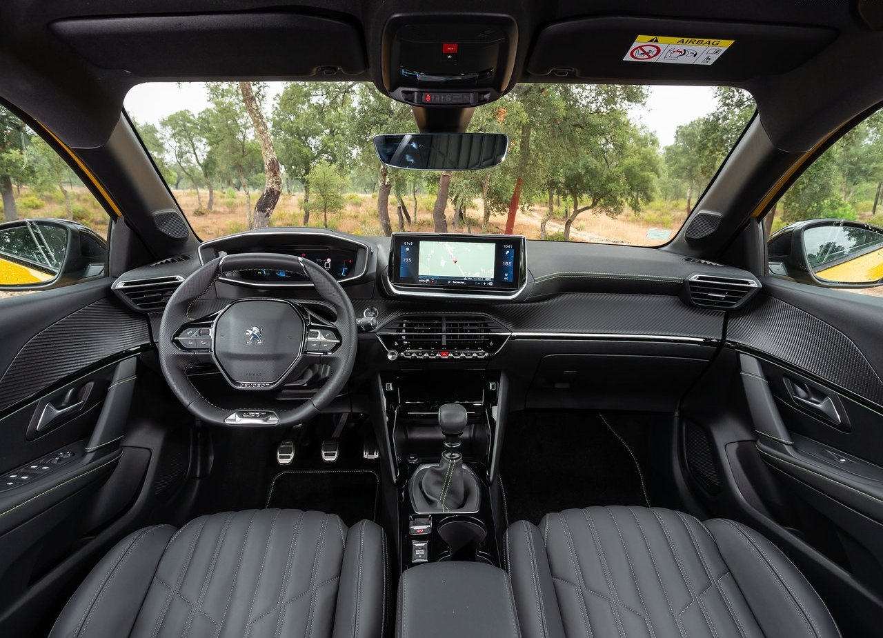 PEUGEOT 208, foto 141