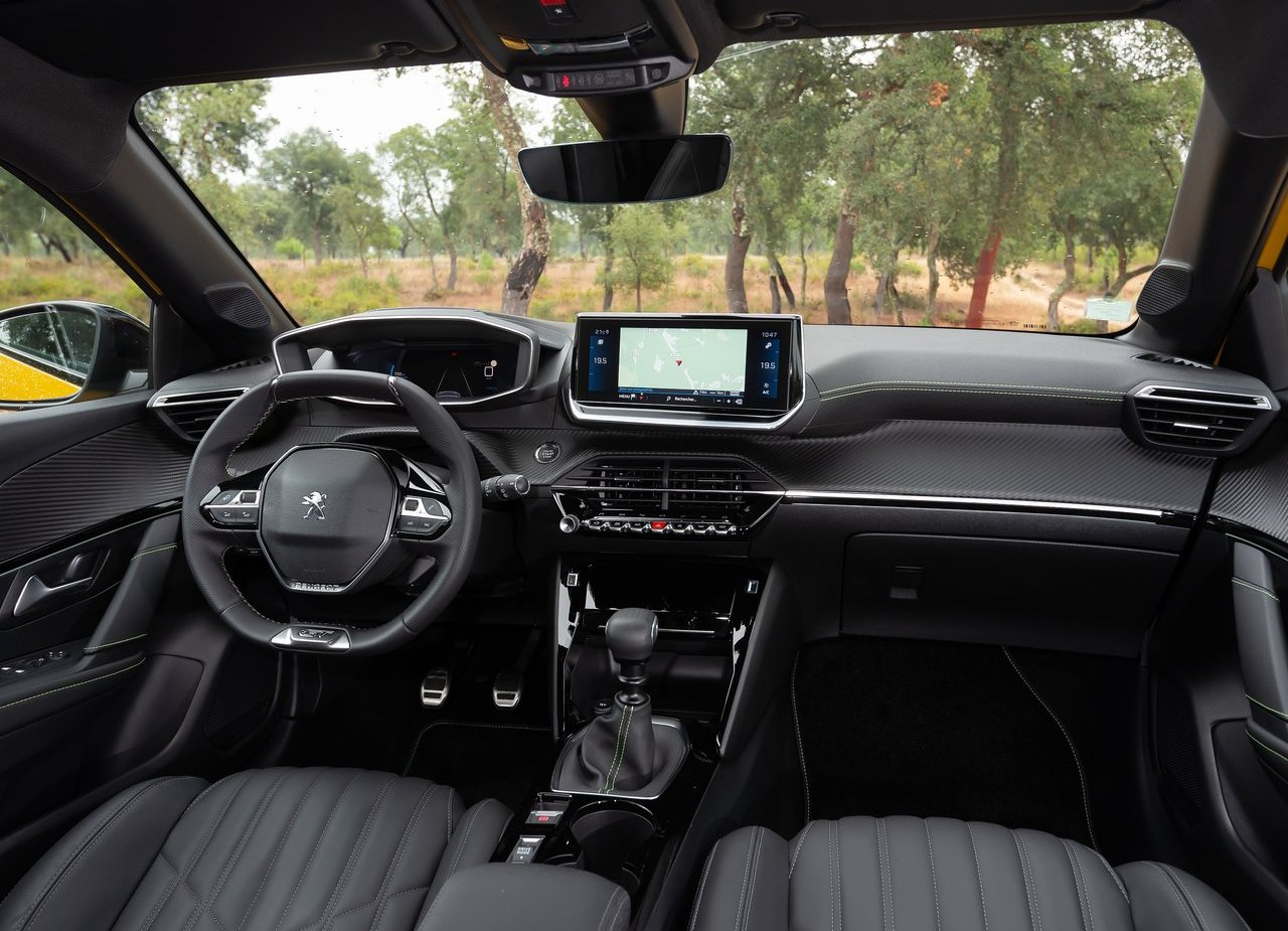PEUGEOT 208, foto 142