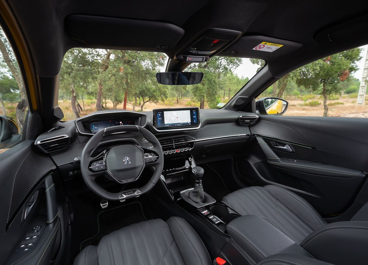 PEUGEOT 208, foto 143