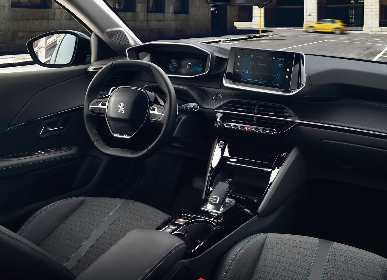 PEUGEOT 208, foto 144