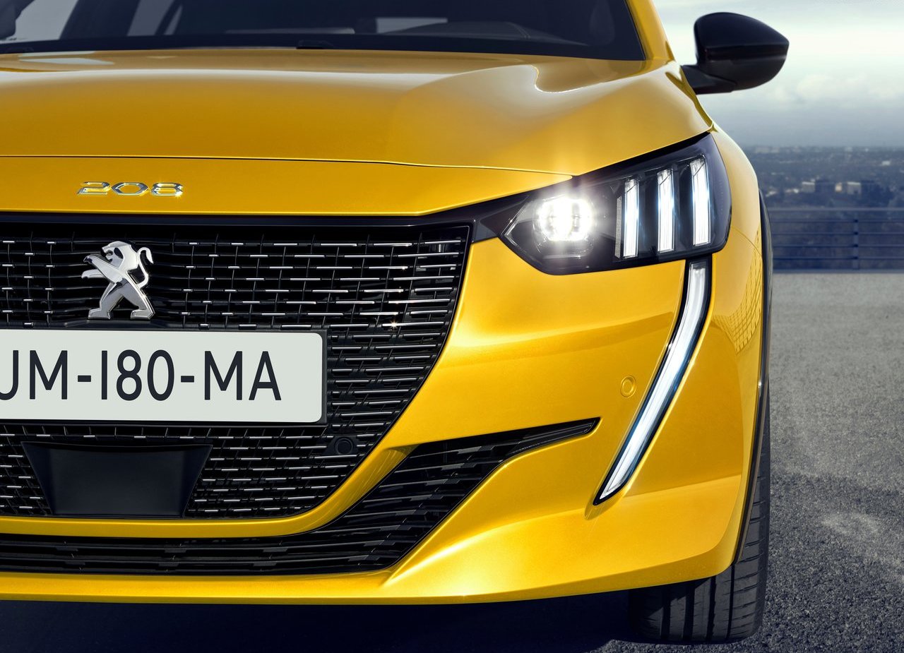 PEUGEOT 208, foto 182