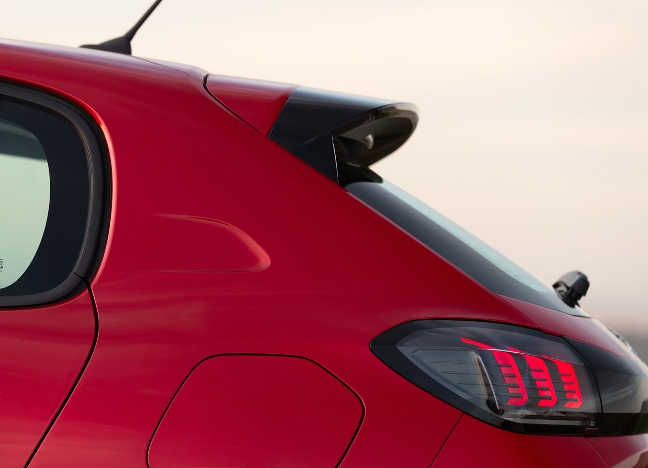 PEUGEOT 208, foto 193