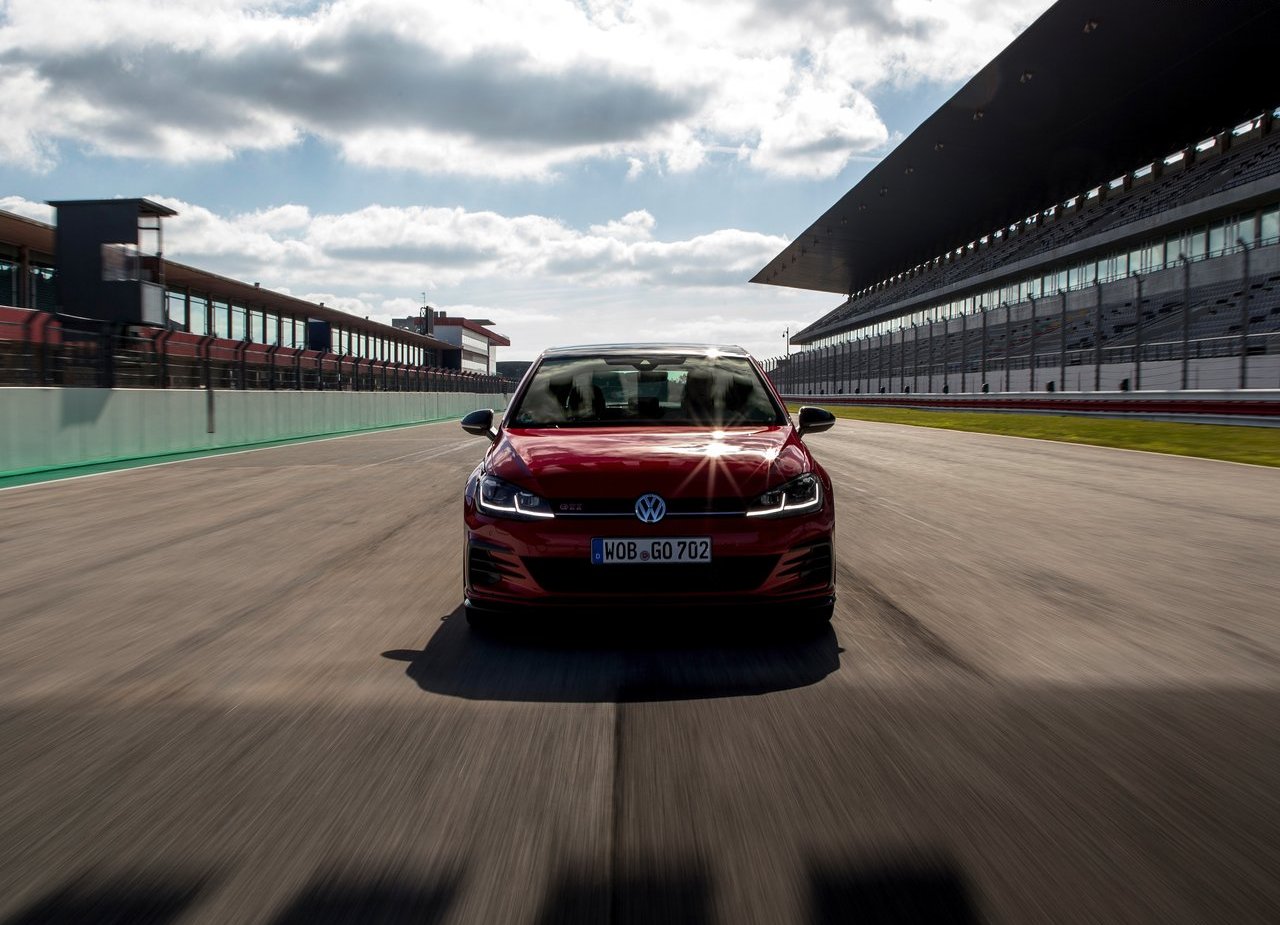 2019 - VOLKSWAGEN GOLF GTI TCR, foto 51