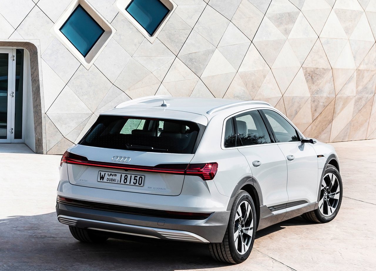 2020 - AUDI E-TRON EU VERSION, foto 130