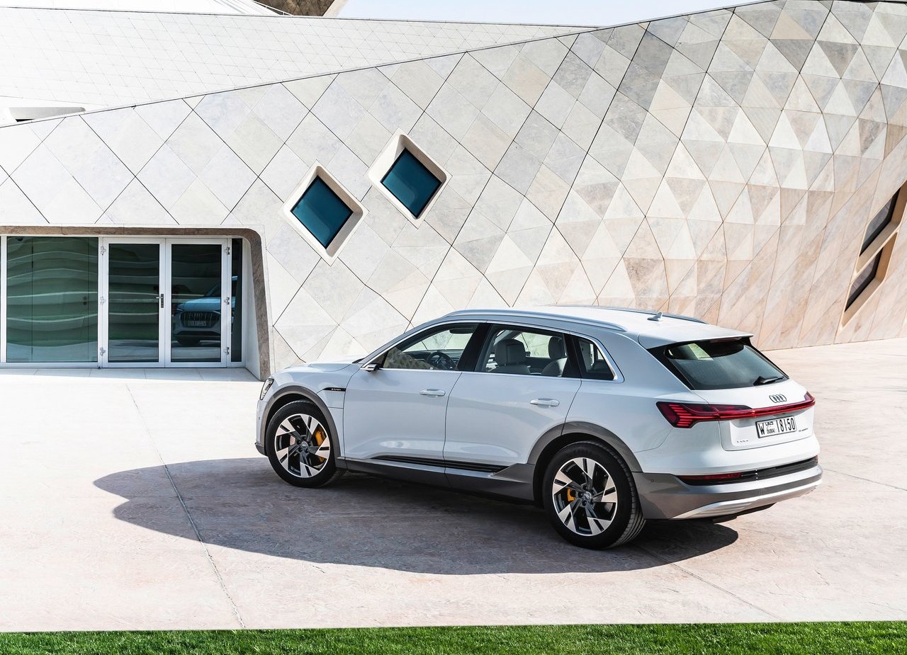 2020 - AUDI E-TRON EU VERSION, foto 135