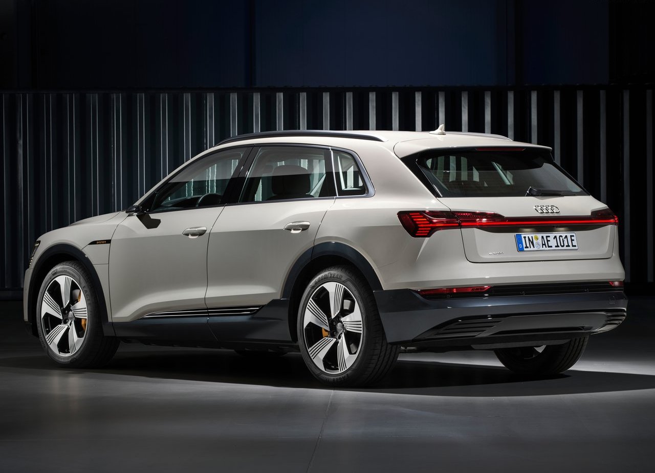 2020 - AUDI E-TRON EU VERSION, foto 145