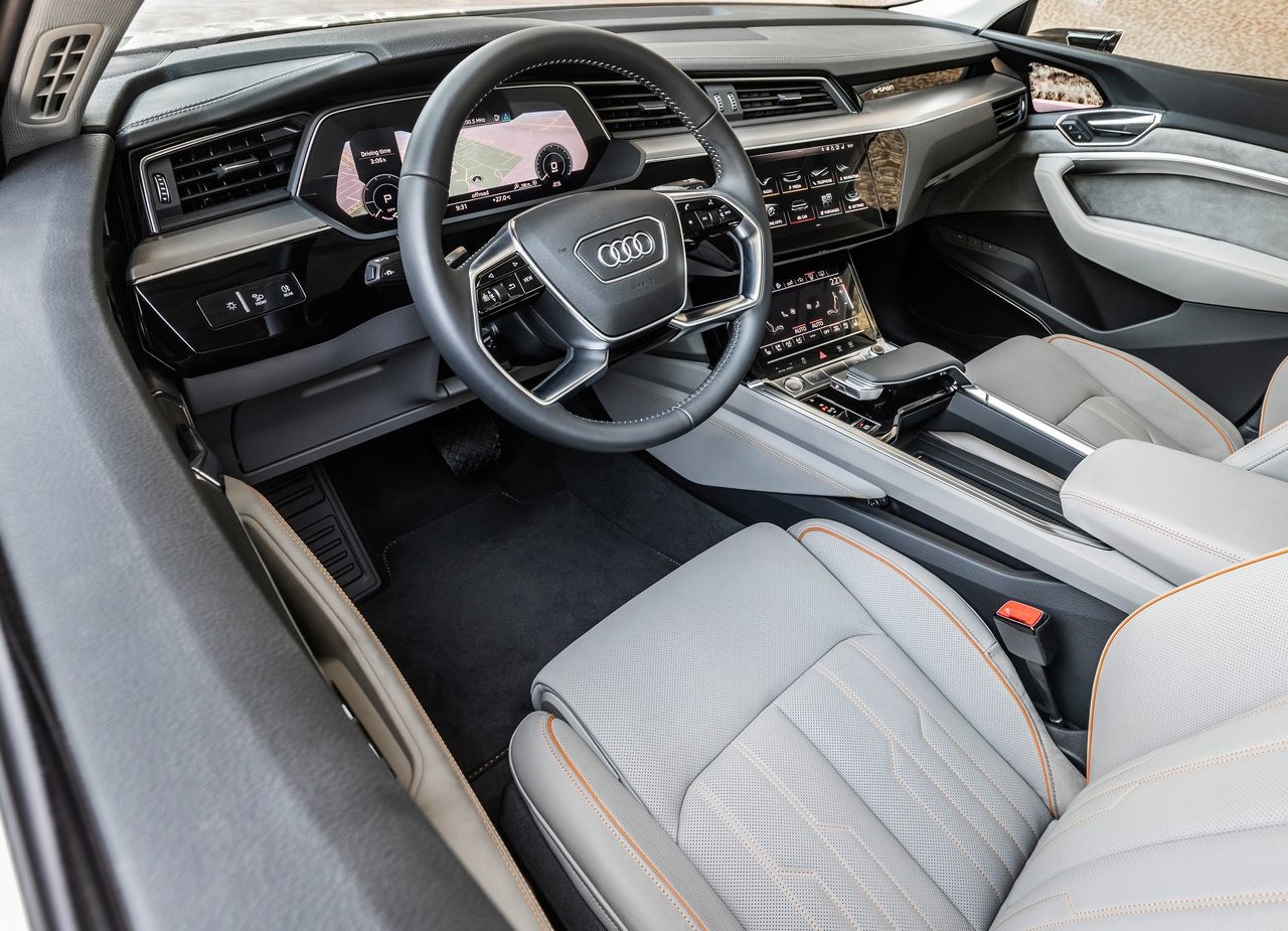 2020 - AUDI E-TRON EU VERSION, foto 208