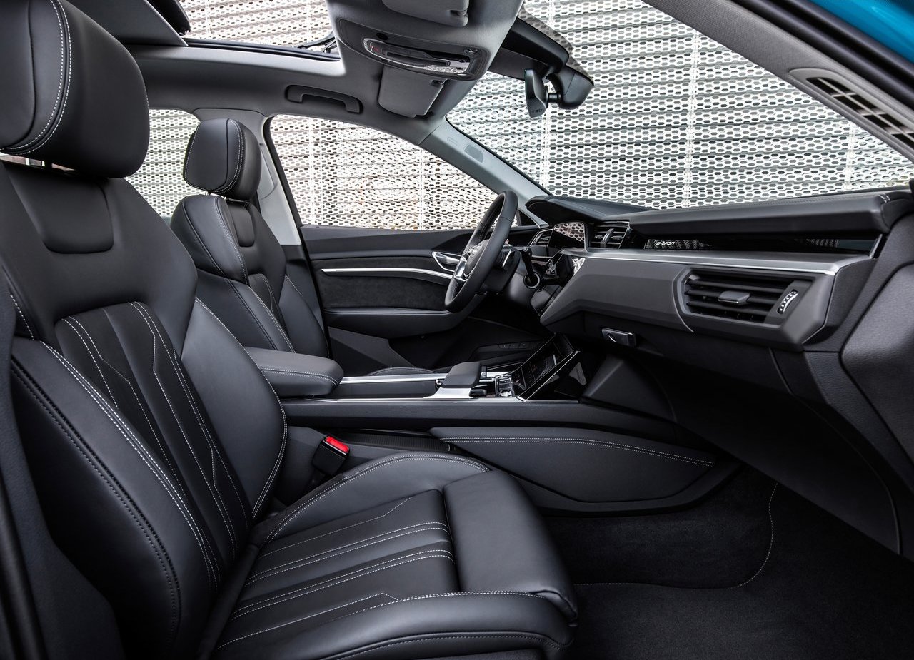 2020 - AUDI E-TRON EU VERSION, foto 213