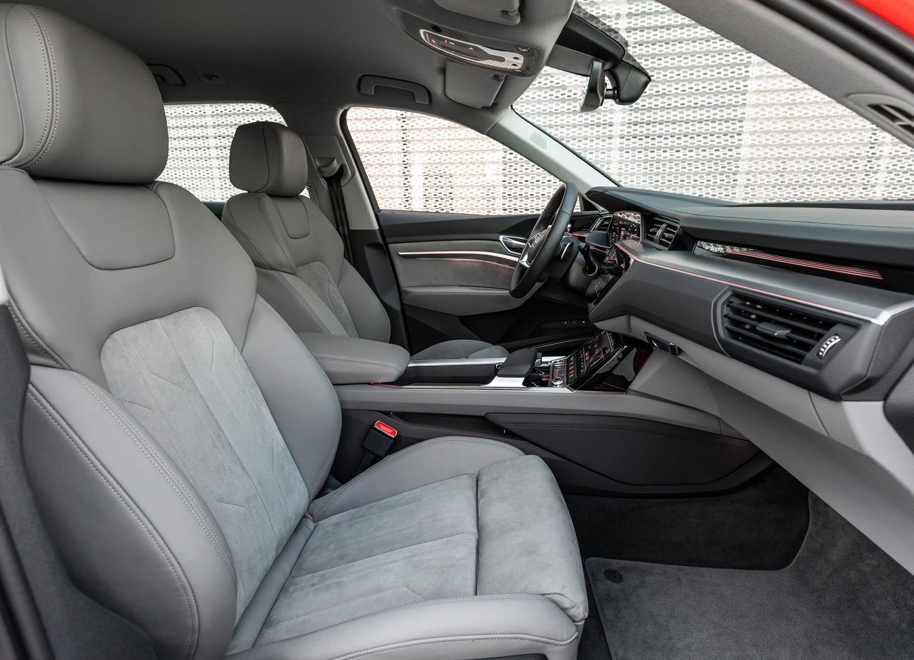2020 - AUDI E-TRON EU VERSION, foto 214