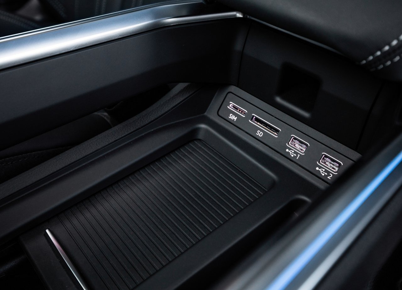 2020 - AUDI E-TRON EU VERSION, foto 220