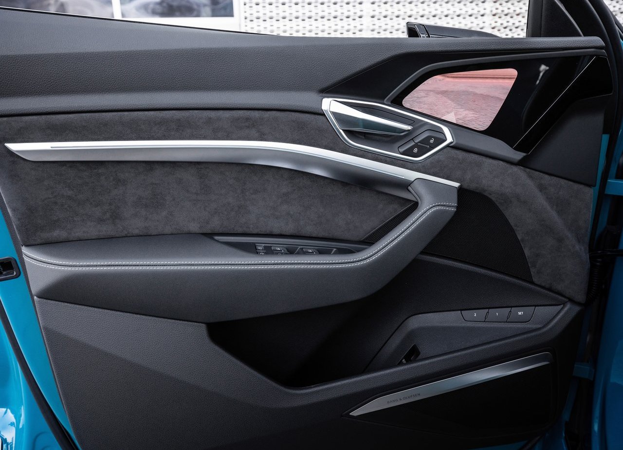 2020 - AUDI E-TRON EU VERSION, foto 221