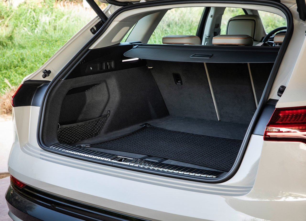 2020 - AUDI E-TRON EU VERSION, foto 223