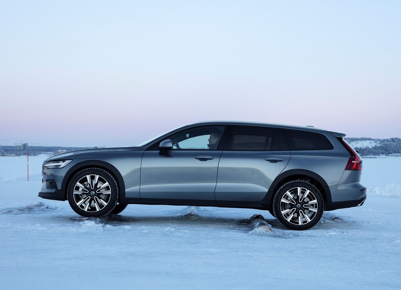 2019 - VOLVO V60 CROSS COUNTRY, foto 26