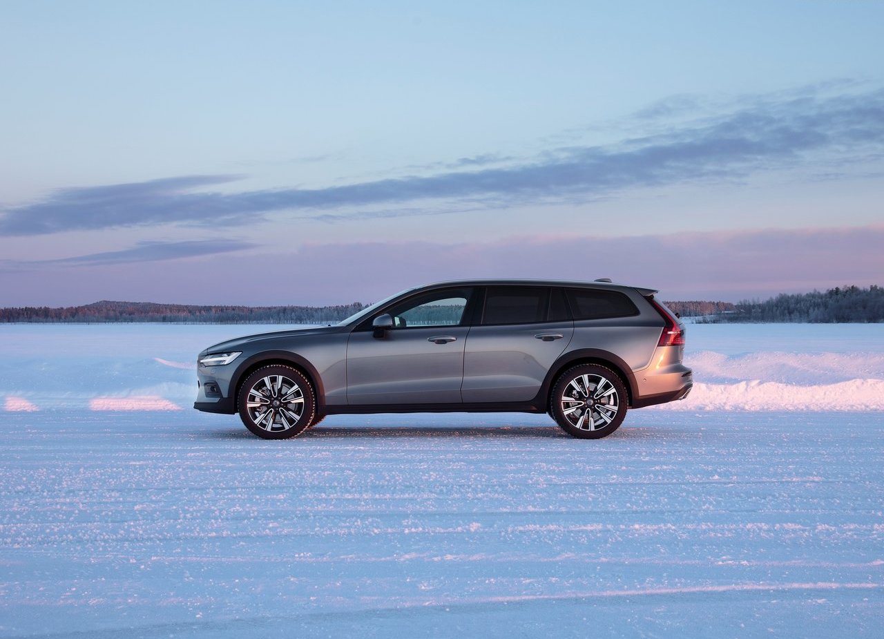 2019 - VOLVO V60 CROSS COUNTRY, foto 27