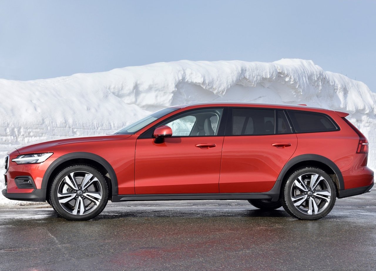 2019 - VOLVO V60 CROSS COUNTRY, foto 28