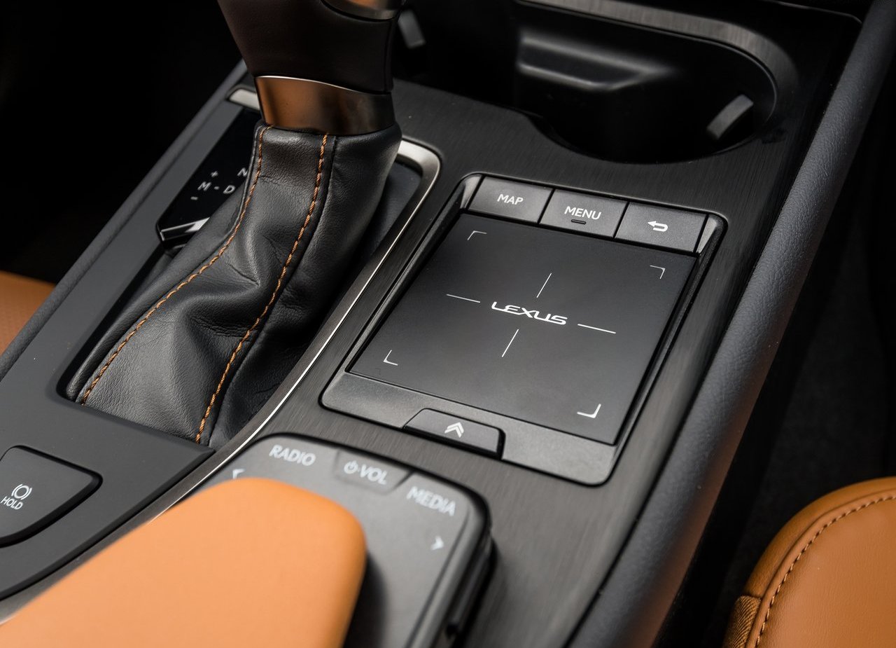 2019 - LEXUS UX US VERSION, foto 99