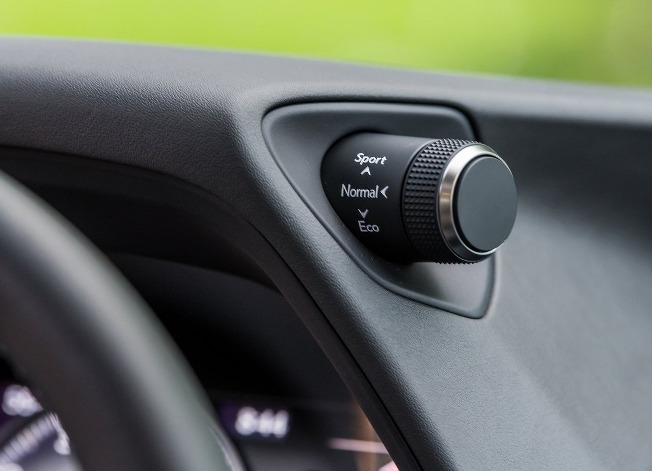 2019 - LEXUS UX US VERSION, foto 109