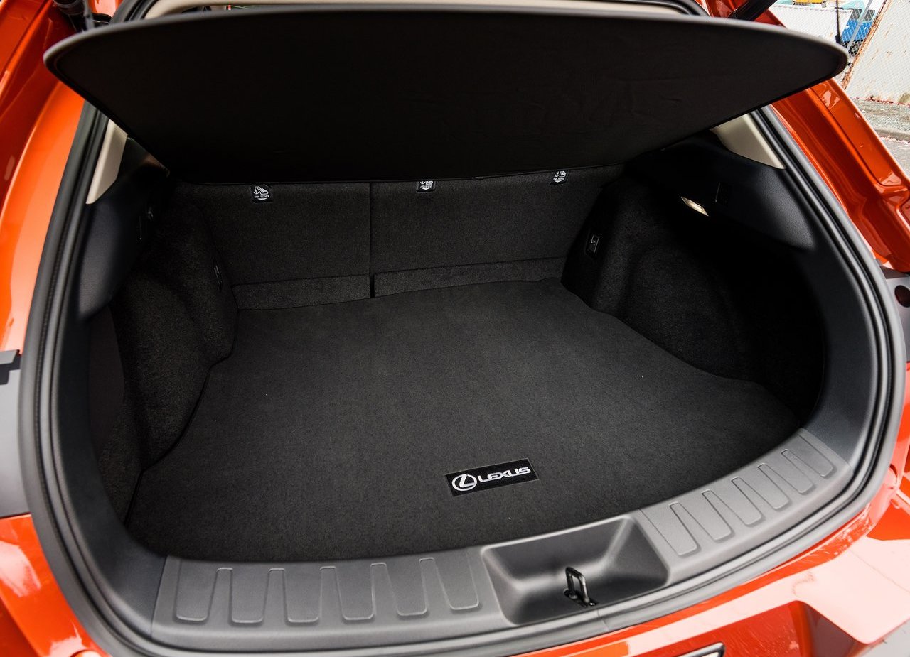 2019 - LEXUS UX US VERSION, foto 113