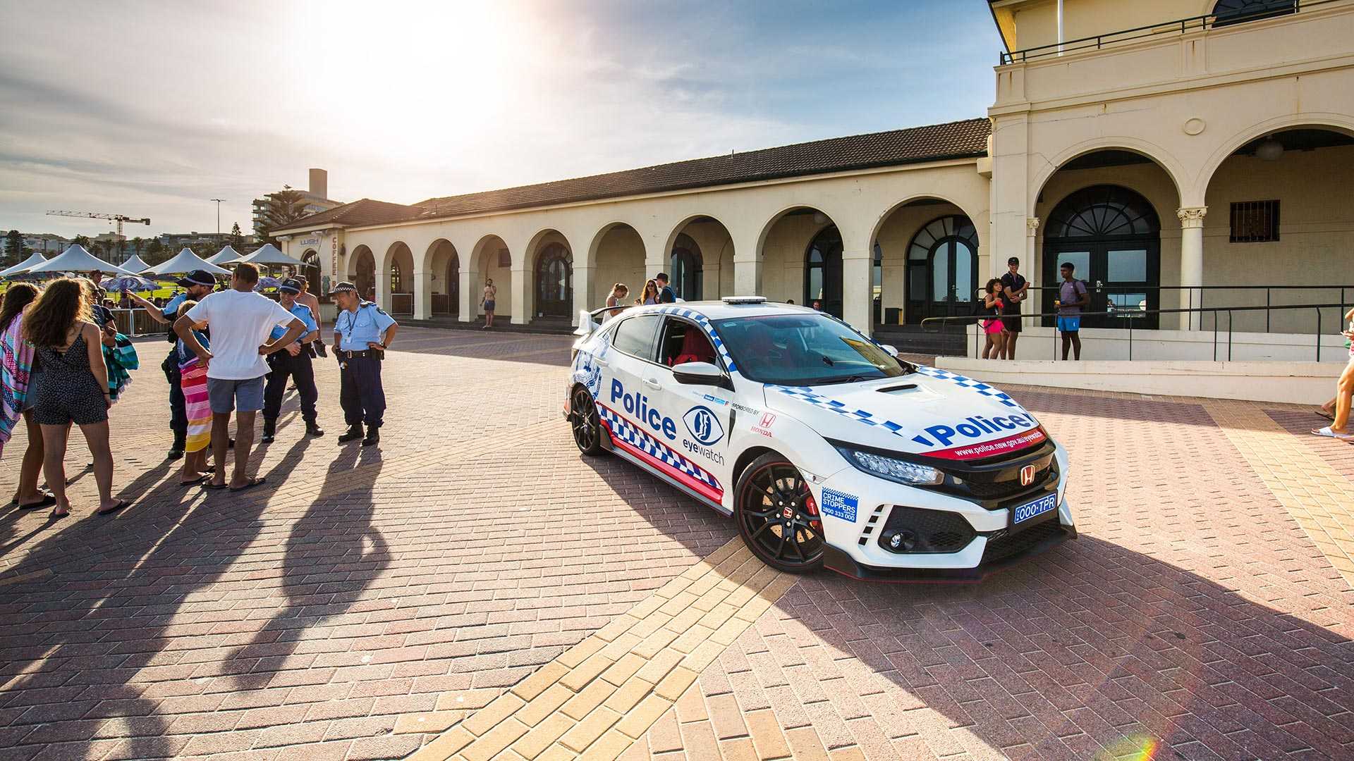 2019 - HONDA CIVIC TYPE R AUSTRALIA POLICE, foto 6