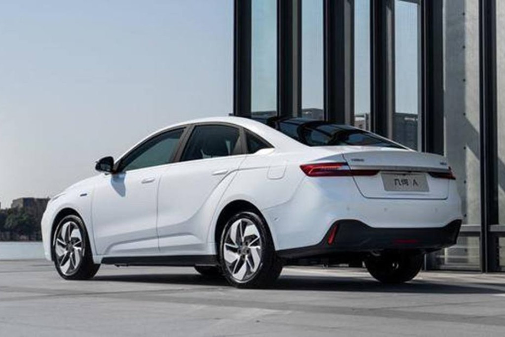 GEELY GE11, foto 3