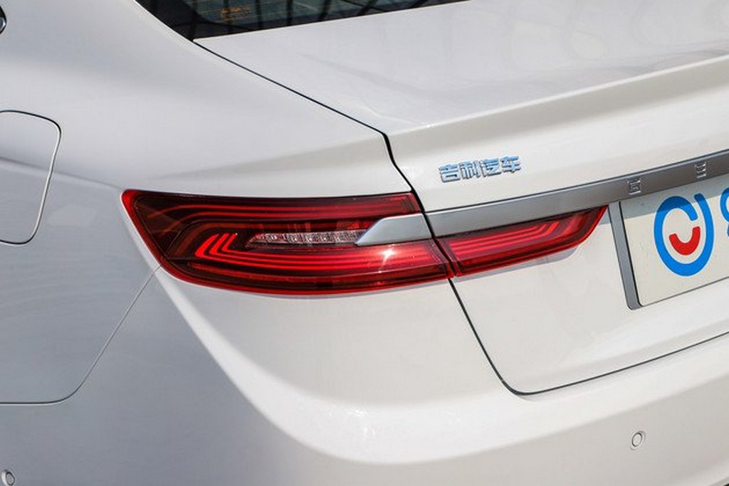 GEELY GE11, foto 10