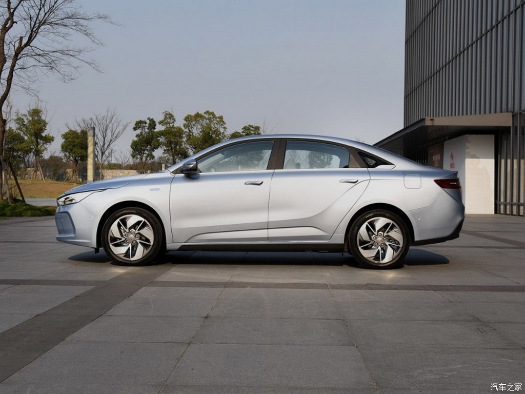 GEELY GE11, foto 21