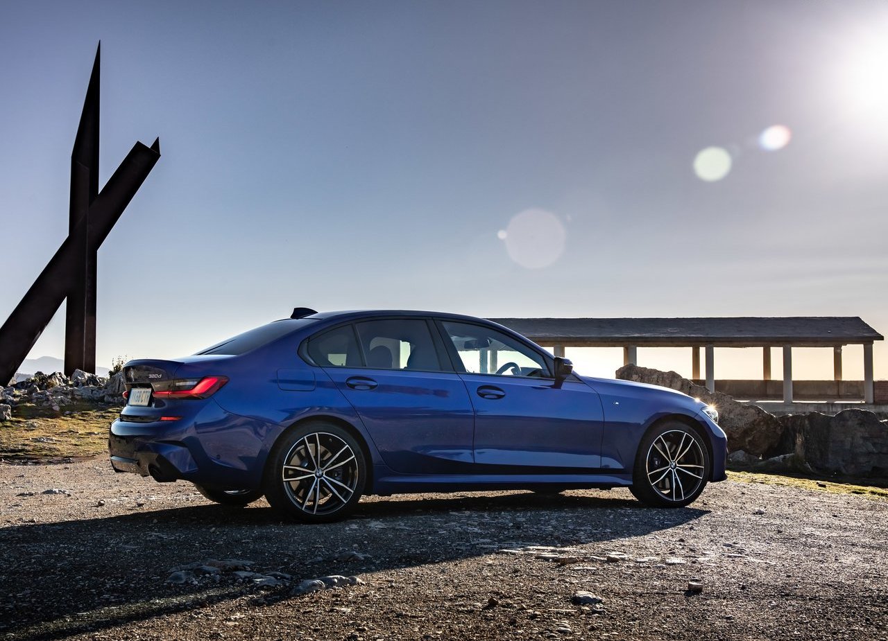 2019 - BMW 3 SERIES SEDAN UK VERSION, foto 21