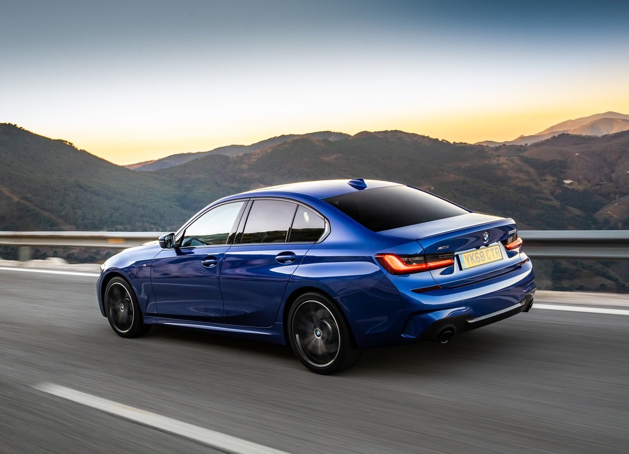 2019 - BMW 3 SERIES SEDAN UK VERSION, foto 23
