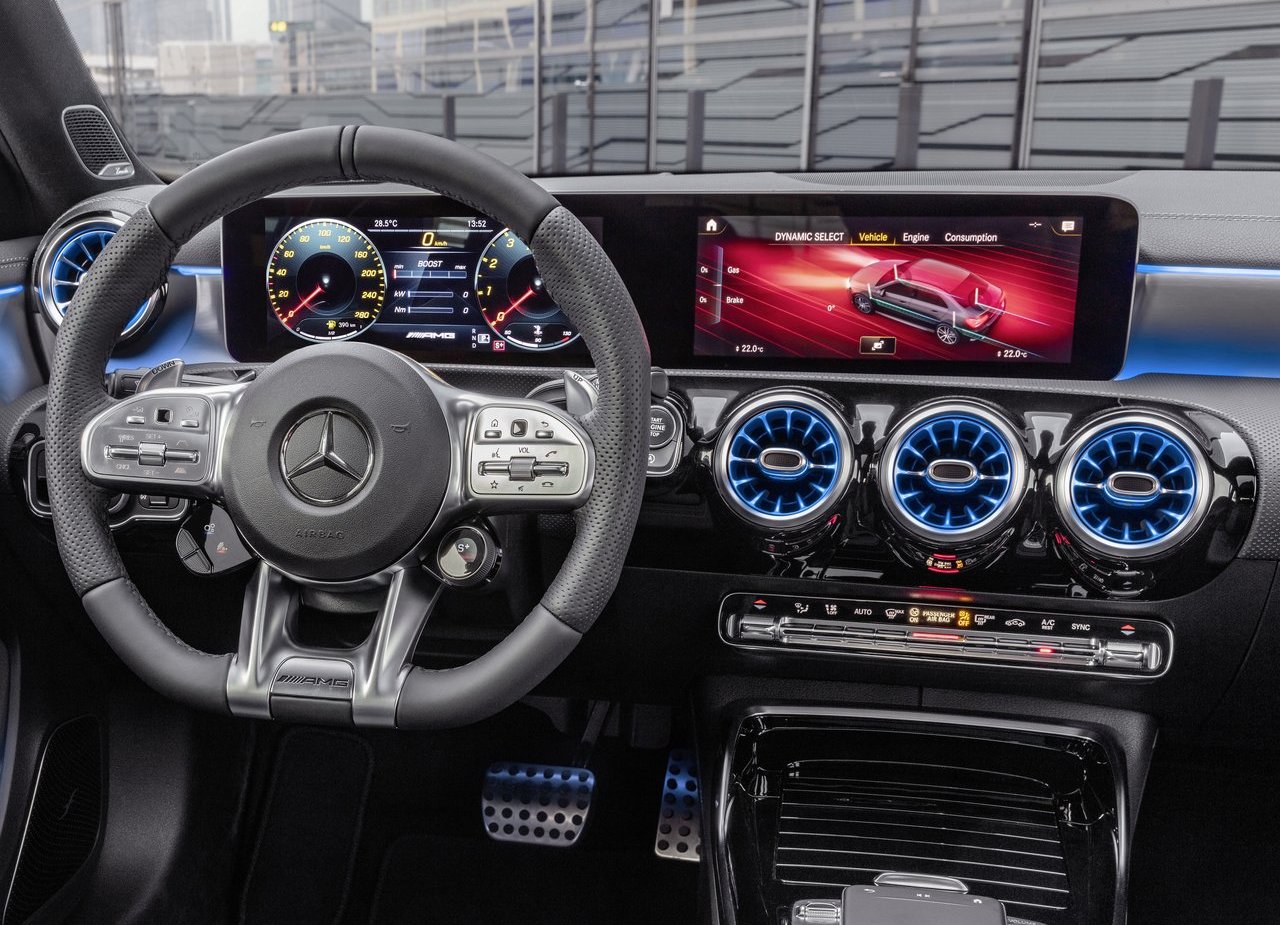 2020 - MERCEDES-AMG A 35 SEDAN, foto 16