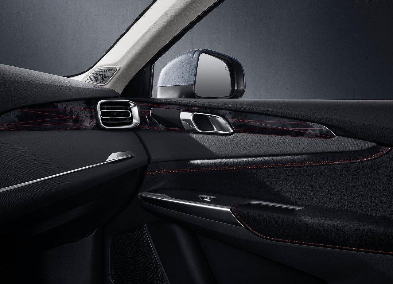 LYNK & CO 01, foto 10