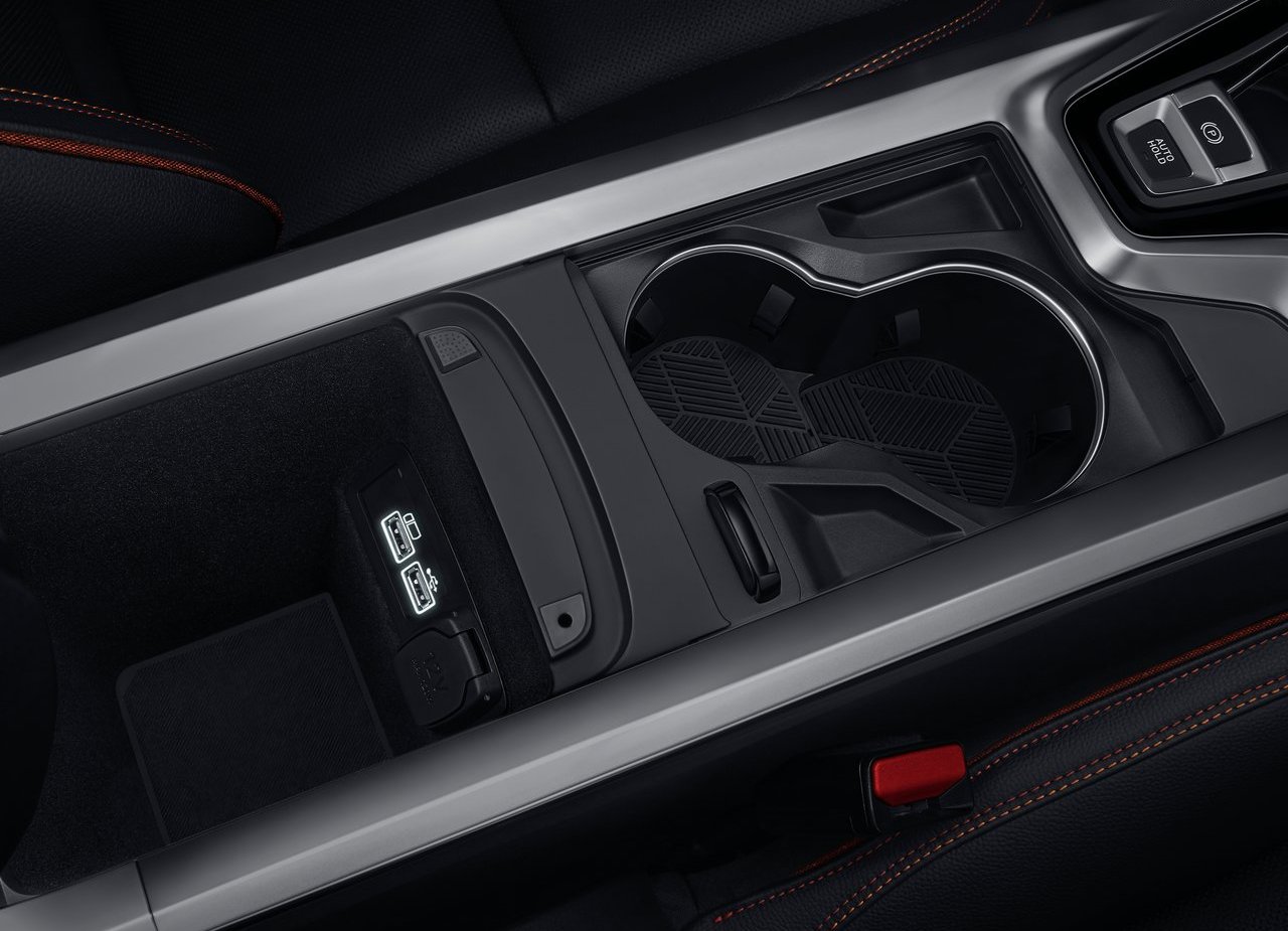 LYNK & CO 01, foto 12