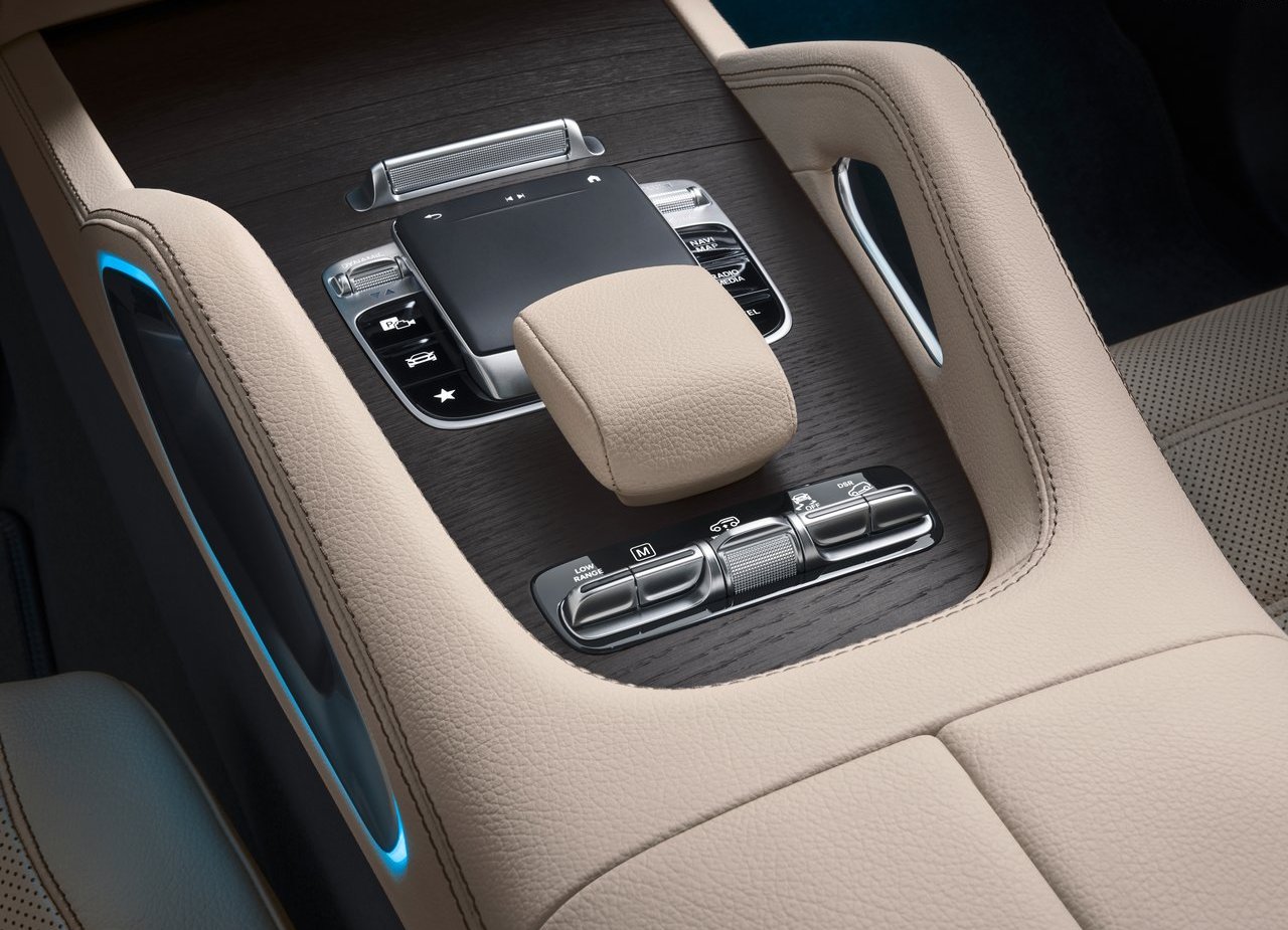 MERCEDES-BENZ GLS, foto 209