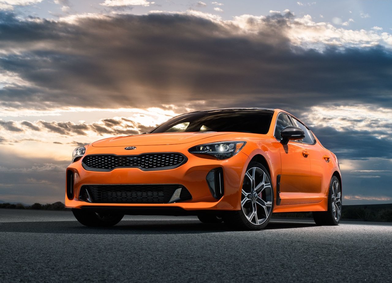 KIA STINGER GTS, foto 1