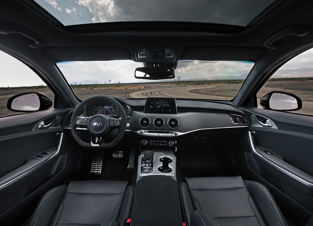 KIA STINGER GTS, foto 7