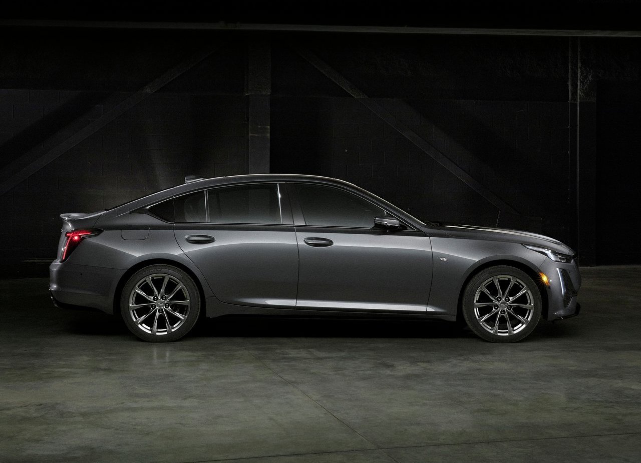CADILLAC CT5, foto 11