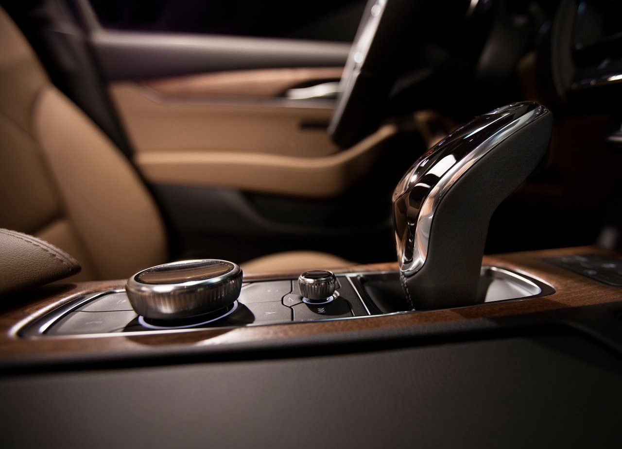 CADILLAC CT5, foto 22