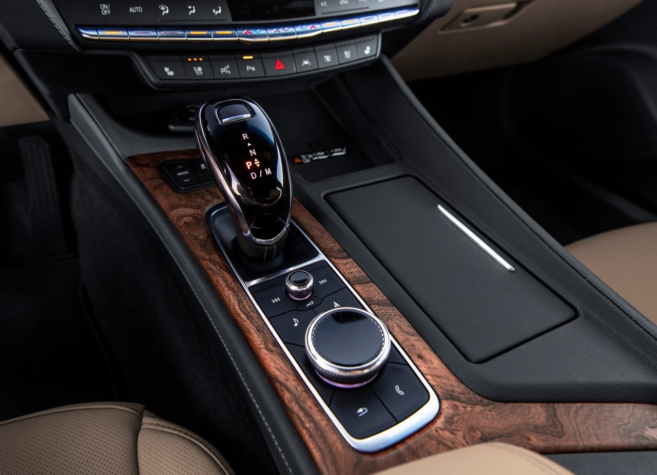 CADILLAC CT5, foto 23