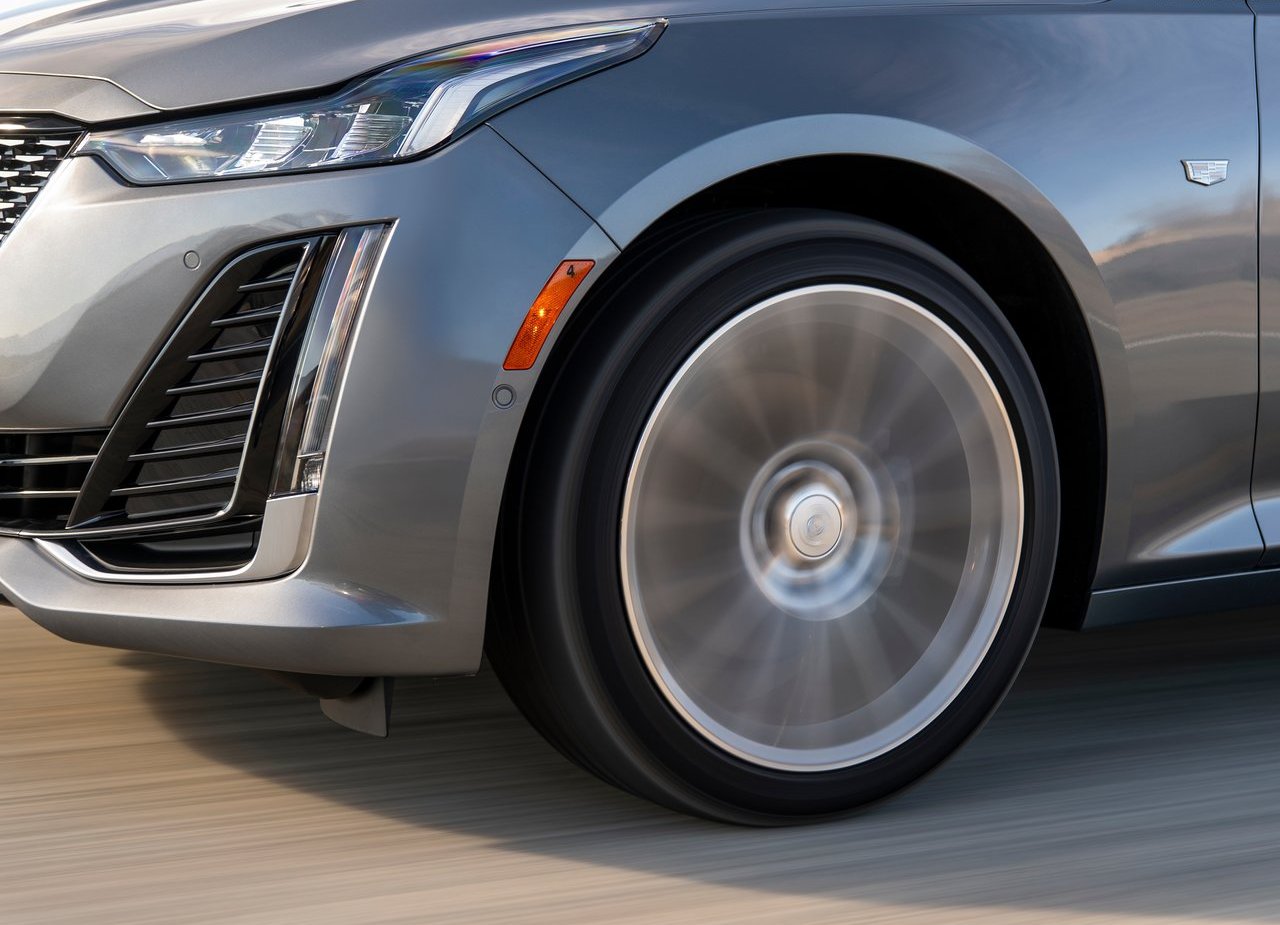CADILLAC CT5, foto 36