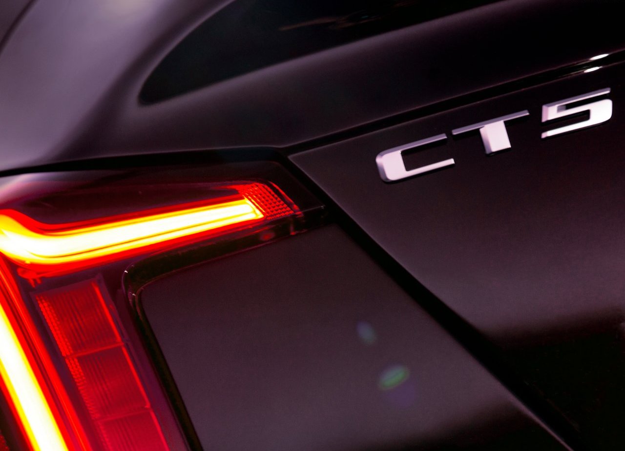 CADILLAC CT5, foto 37