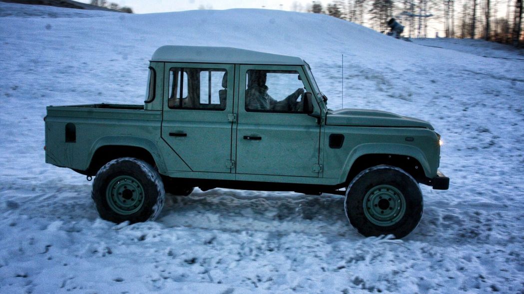 LAND ROVER DEFENDER HERITAGE EDITION BY LAND SERWIS, foto 5