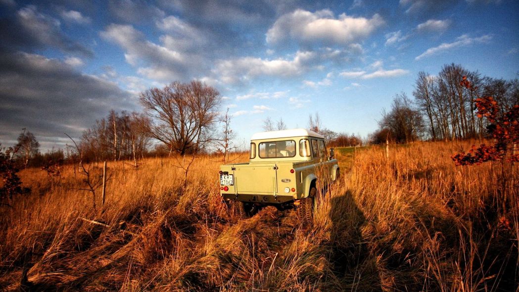 LAND ROVER DEFENDER HERITAGE EDITION BY LAND SERWIS, foto 6