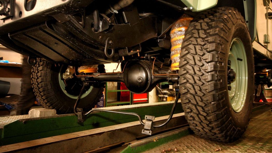 LAND ROVER DEFENDER HERITAGE EDITION BY LAND SERWIS, foto 12