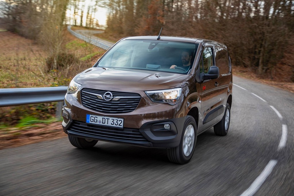 2020 - OPEL COMBO CARGO 4X4, foto 1