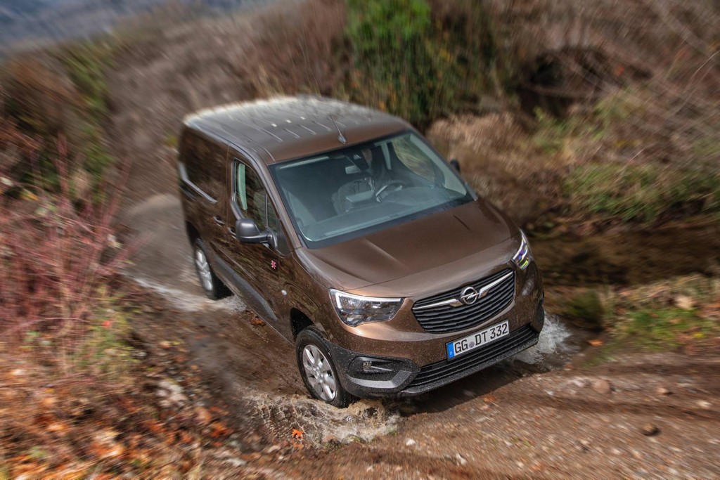 2020 - OPEL COMBO CARGO 4X4, foto 7