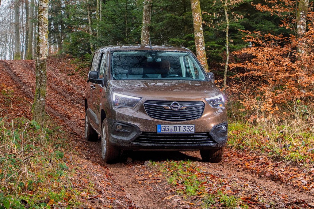 2020 - OPEL COMBO CARGO 4X4, foto 9