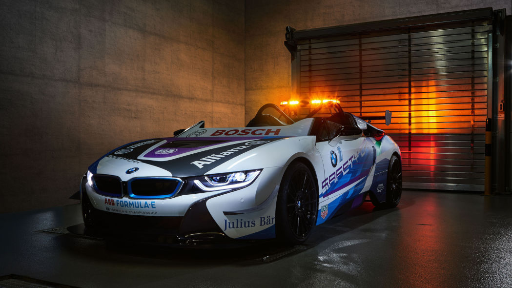 2019 - BMW i8 ROADSTER SAFETY CAR, foto 1