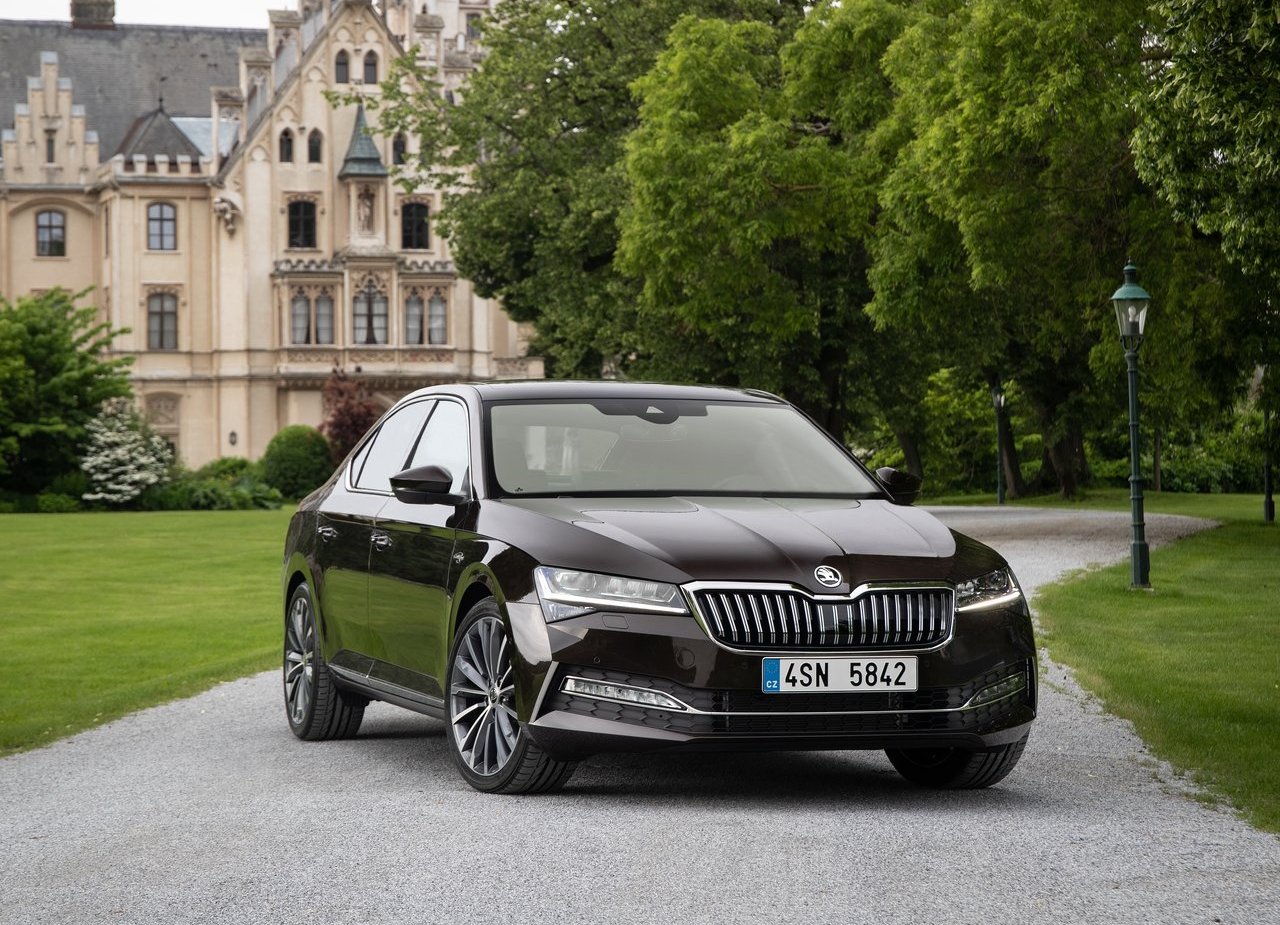 2020 - SKODA SUPERB, foto 2
